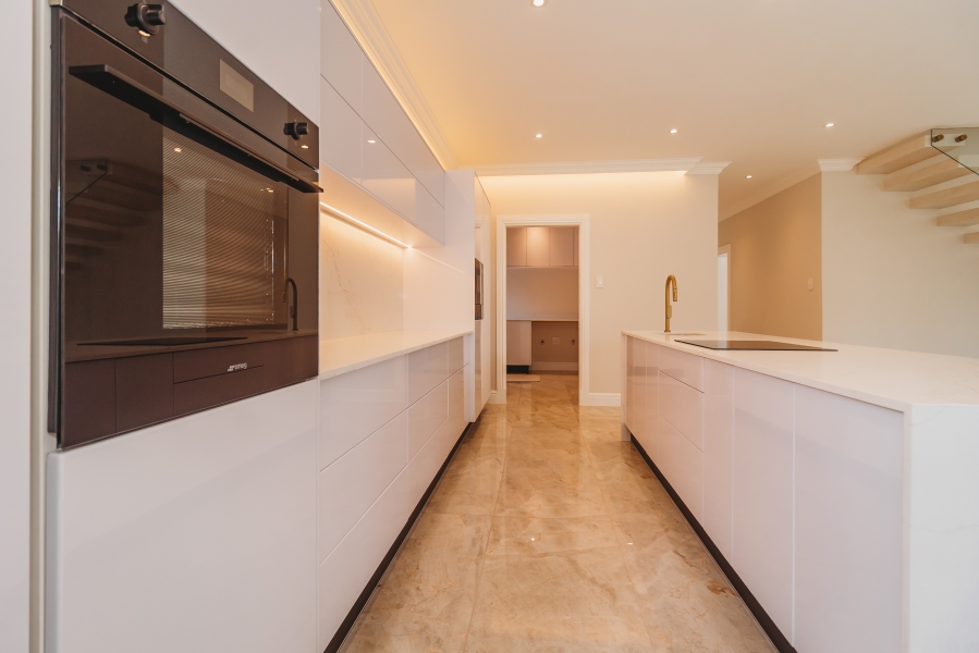 4 Bedroom Property for Sale in Fernridge Western Cape